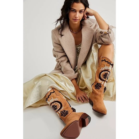 Free People Roundhouse Stitch Boots in Tan Combo Size 37.5